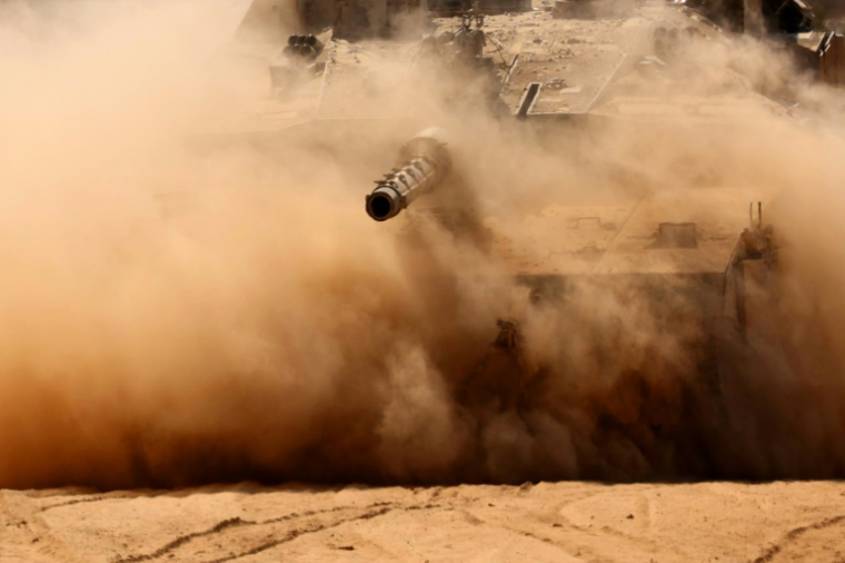 Un char israélien près de la clôture avec la bande de Gaza, le 19 août 2025 ( AFP / Jack GUEZ )