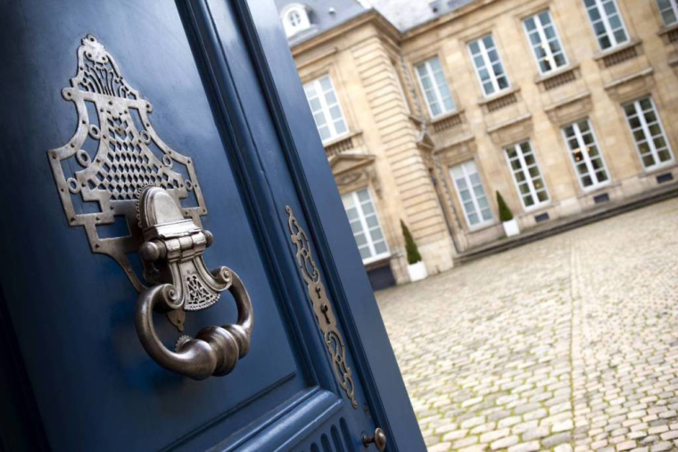 Comment investir dans l'immobilier de luxe ? / iStock.com - JacquesPALUT