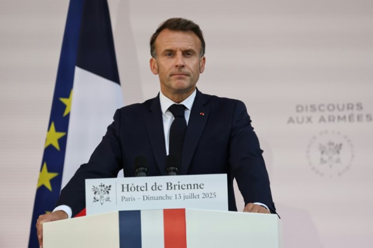 Emmanuel Macron lors de son discours aux armées, le 13 juillet 2025 à Paris ( POOL / Ludovic MARIN )