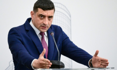 Le candidat nationaliste à la présidence roumaine George Simion, le 13 mai 2025 à Bucarest ( AFP / Daniel MIHAILESCU )