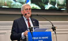 Le maire de Limoges Emile Roger Lombertie, le 10 janvier 2025, à Limoges ( AFP / PASCAL LACHENAUD )