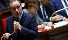 Le Premier ministre Sébastien Lecornu devant les députés à l'Assemblée nationale, à Paris, le 21 octobre 2025 ( AFP / Anne-Christine POUJOULAT )