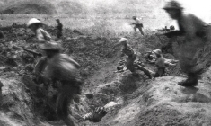 La bataille avait fait 3.000 morts ou disparus côté français, jusqu'à 10.000 côté vietnamien ( VNA FILES / AFP )