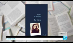 "Sa mère" de Saphia Azzeddine : la quête d'une jeune femme en colère née sous X