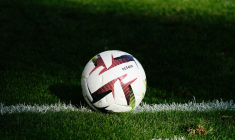 Au pays de Galles, il offre le maintien à son équipe d'un retourné acrobatique