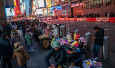 Des personnes à Times Square, à New York