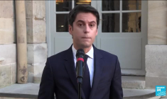 Variant Omicron : "Il est beaucoup plus contagieux, mais il n'est pas plus virulent"