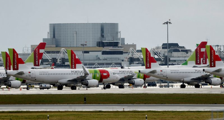 Des avions de l'entreprise TAP à l'aéroport de Lisbonne