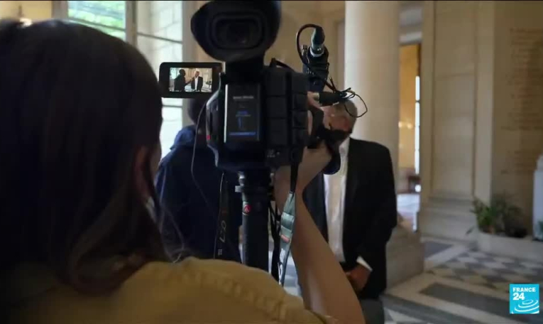 France : impôts, budget, déficit... Les défis économiques du prochain gouvernement
