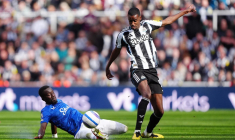 Newcastle n’a reçu aucune offre pour Alexander Isak