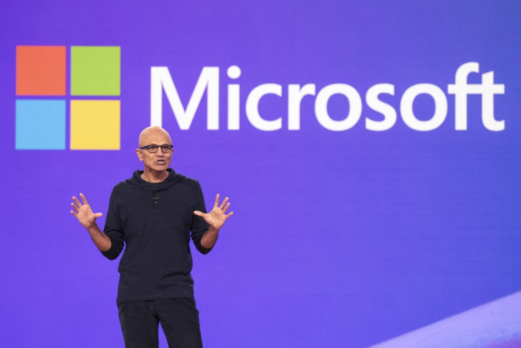 Le PDG de Microsoft, Satya Nadella, à Washington DC, en 2024 ( AFP / JASON REDMOND )