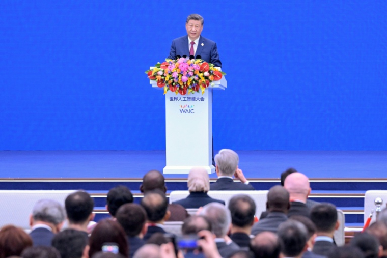 Photo diffusée par l'Agence Kampuchea Press (AKP) le 17 juillet 2026 montrant le président chinois Xi Jinping lors de la cérémonie d'ouverture de la Conférence mondiale sur l'intelligence artificielle (WAIC) à Shanghai, en Chine ( Agence Kampuchea Press (AKP) / Handout )