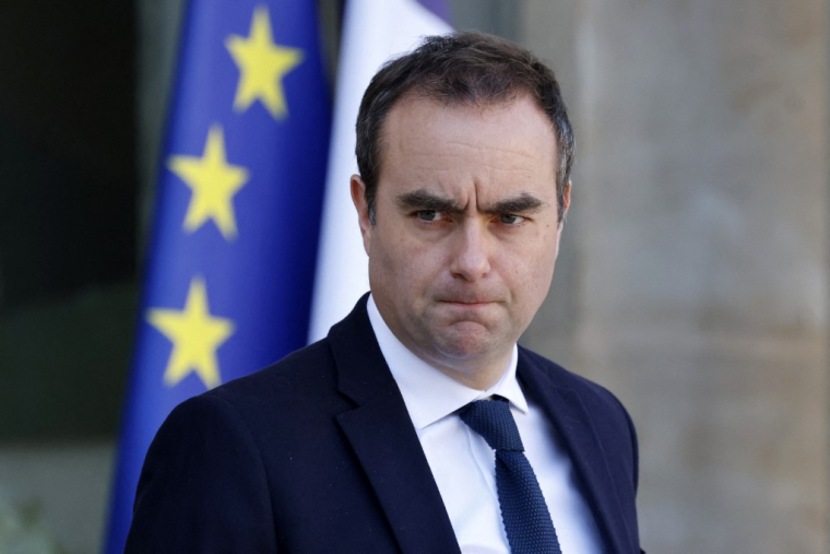 Sébastien Lecornu à Paris, le 5 mars 2025. ( AFP / LUDOVIC MARIN )