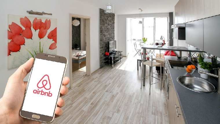 Pour ceux qui ont misé sur la location touristique de type Airbnb, les mois qui viennent seront encore difficiles (Crédits photo : Pixabay - InstagramFOTOGRAFIN )