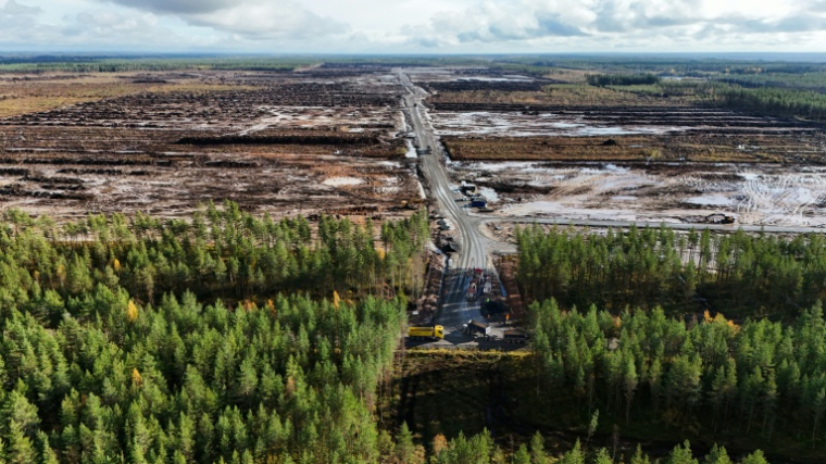 Vue aérienne du site où Google prévoit de construire un nouveau centre de données, le 29 septembre 2026 à Muhos, dans le nord de la Finlande  ( AFP / Alessandro RAMPAZZO )