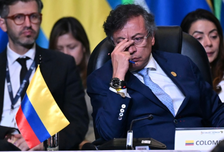 Le président colombien Gustavo Petro le 21 mars 2026 à Bogota ( AFP / Raul ARBOLEDA )