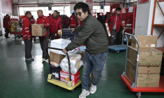 Entrepôt JD.com à Pékin ( AFP / WANG ZHAO )