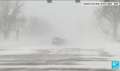 Tempête hivernale aux États-Unis : trafic aérien perturbé et foyers privés d'électricité