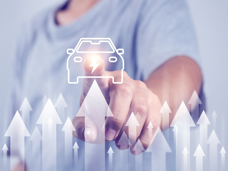 Les ventes de véhicules électriques ont battu des records fin 2025 (Crédits: Adobe Stock)