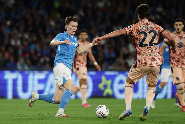 Scott McTominay fait plus fort que Denis Law