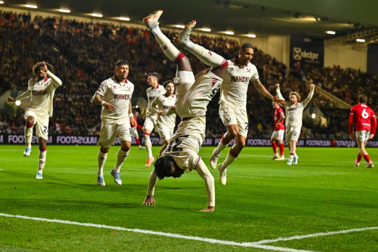 Sheffield United à un match d'un retour en Premier League