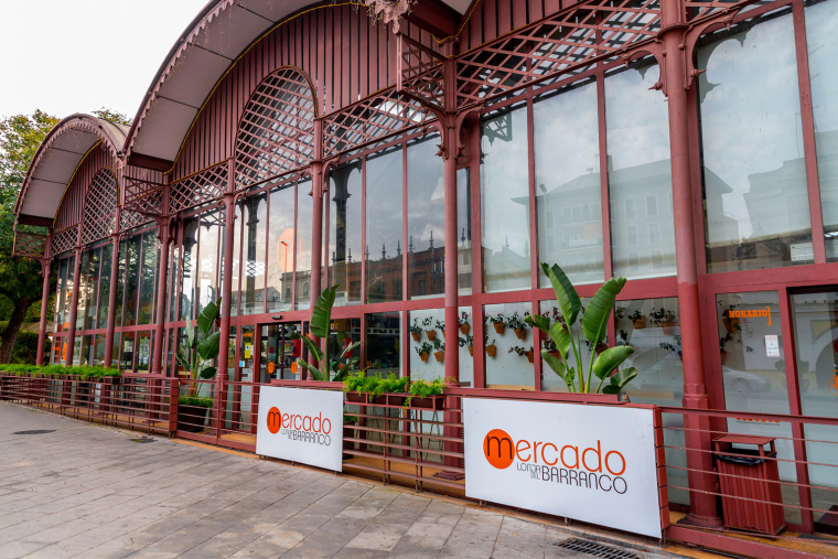 Prenez le temps de découvrir la capitale de l'Andalousie. Crédit photo : Adobe Stock