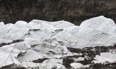 Des villages de montagne luttent pour leur avenir alors que la fonte des glaciers menace de provoquer des inondations