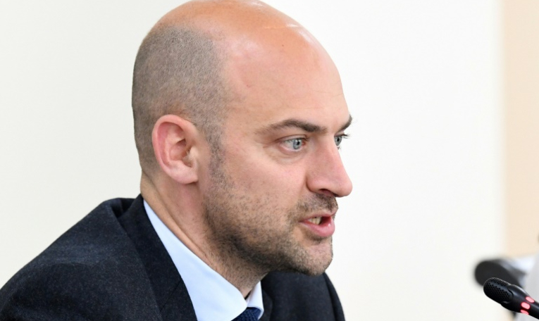 Le ministre des Affaires étrangères Jean-Noël Barrot à Yerevan (Arménie) le 26 mai 2025 ( AFP / KAREN MINASYAN )