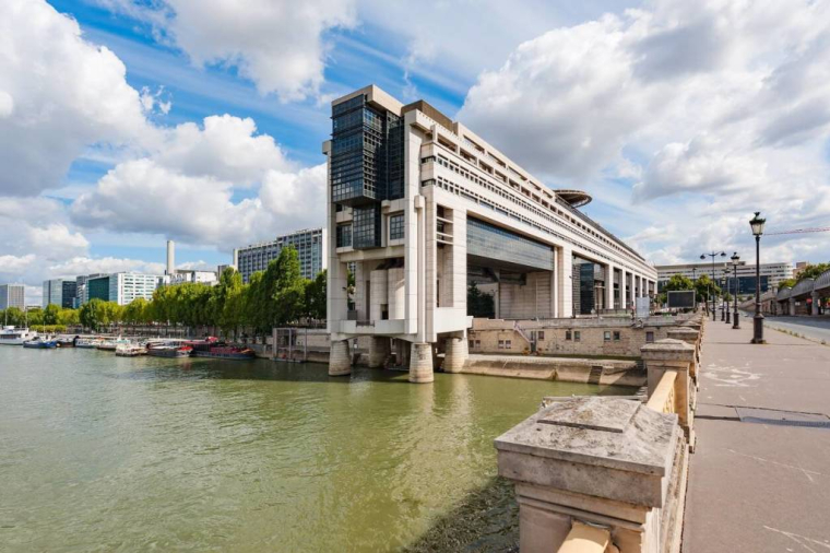 Comment l'impôt à la source rapporte plus à l'État / iStock.com - plej92