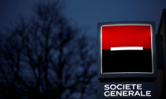 Logo de la Société Générale devant un bureau de la banque à Nantes