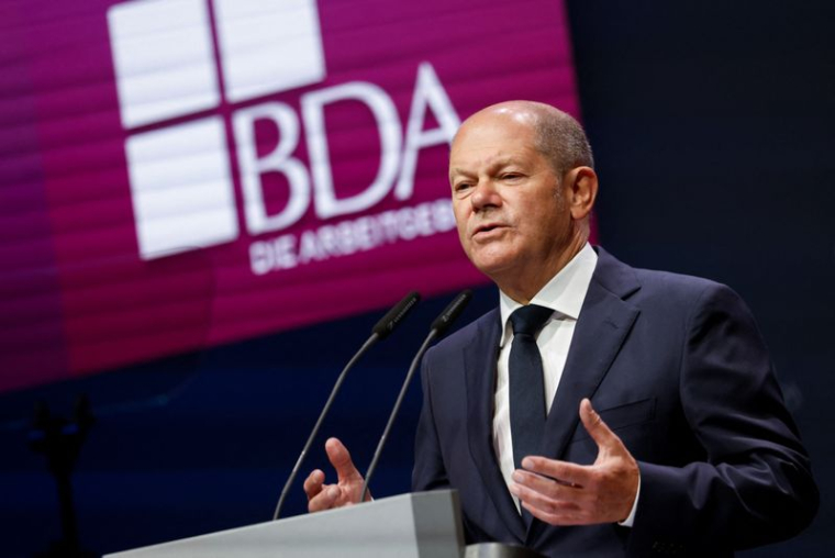 Olaf Scholz lors de la Journée du patronat allemand de la Confédération des associations patronales allemandes (BDA) à Berlin