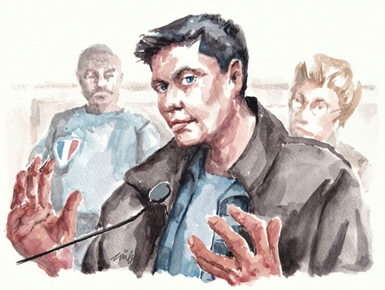 Ce croquis d'audience, réalisé le 17 mars 2026, montre le ressortissant chilien Nicolas Zepeda, accusé du meurtre en 2016 de son ex-petite amie japonaise, lors de son troisième procès devant le tribunal correctionnel de Lyon ( AFP / ZZIIGG )