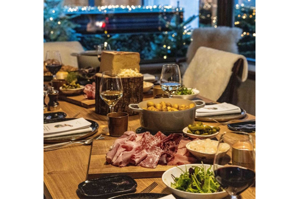 Tour de piste des meilleures adresses de la capitale pour déguster des spécialités fromagères (Crédit photo : capture Instagram)
