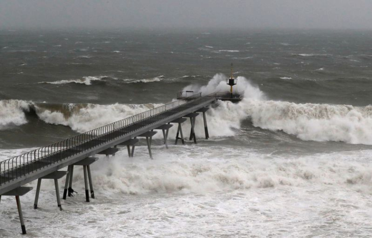 APRÈS LES DÉGÂTS EN ESPAGNE, LA TEMPÊTE GLORIA FRAPPE LA FRANCE