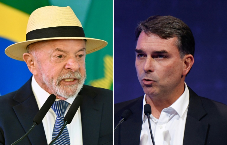 Montage photographique réalisé le 15 août 2026 du président brésilien de gauche Lula (G), le 22 juillet 2026 à Brasilia, et  de son rival de droite à la présidentielle, Flavio Bolsonaro, le 22 juin 2026 à Brasilia   ( AFP / Sergio Lima )