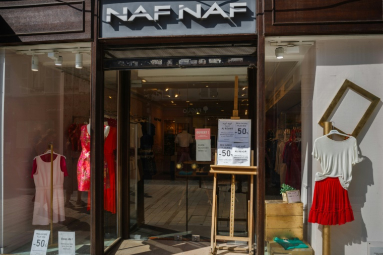 Une boutique Naf Naf à Vincennes le 6 août 2025 ( AFP / Dimitar DILKOFF )