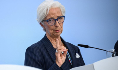 La présidente de la BCE, Christine Lagarde, tient une conférence de presse à Berlin