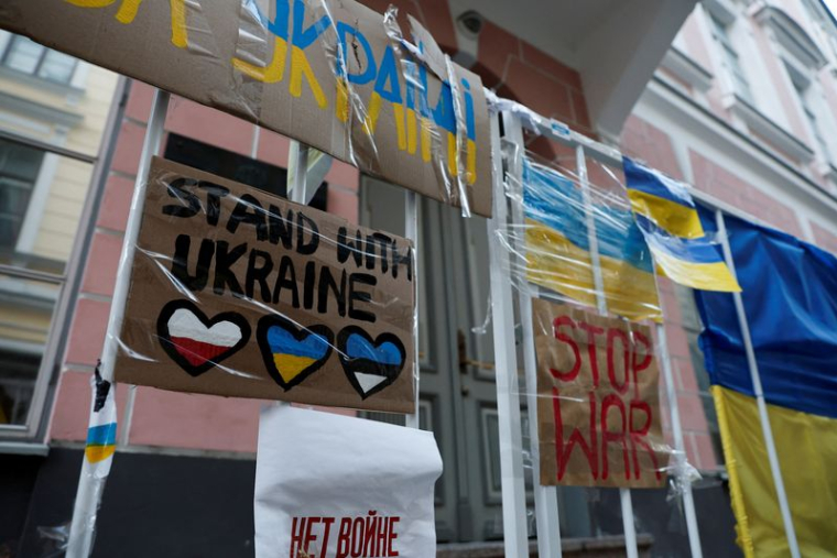 UKRAINE: LA COMMUNAUTÉ INTERNATIONALE S'ENGAGE POUR L'URGENCE ET POUR LA RECONSTRUCTION