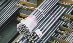 Malgré son récent rebond, l'action perd encore 34% sur un an. (© Jacquet Metal Service)
