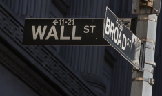 WALL STREET OUVRE EN HAUSSE