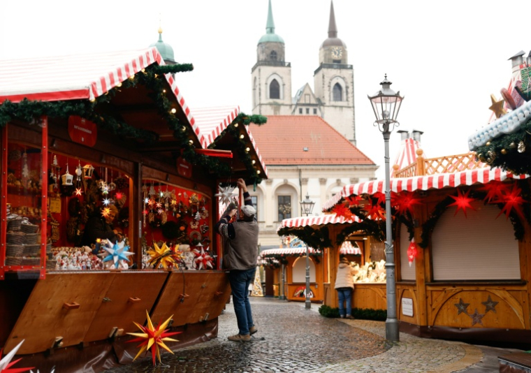 Au marché de Noël de Magdebourg, en Allemagne, le 20 novembre 2025 ( AFP / Odd ANDERSEN )