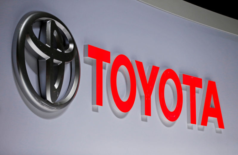 TOYOTA VA FACILITER L'ACCÈS À SA TECHNOLOGIE HYBRIDE