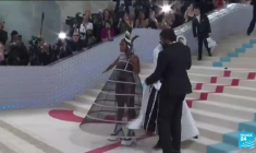 MET Gala : hommage à Karl Largerfeld, le couturier décédé en 2019, célébré à New York