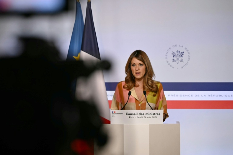 La porte-parole du gouvernement Maud Bregeon à Paris le 24 août 2026 ( AFP / LOU BENOIST )
