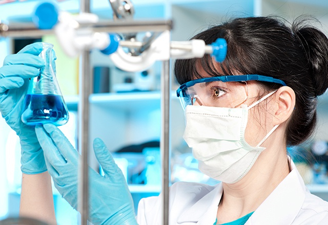 On achète pas une valeur biotech comme une action du CAC 40. Nos conseils pour s'y retrouver (crédit : Adobe Stock)