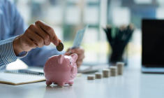 Pourquoi et comment bien investir son épargne ? / iStock.com - ArLawKa AungTun