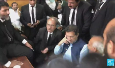 Pakistan : l'ancien Premier ministre Imran Khan de nouveau menacé d'arrestation