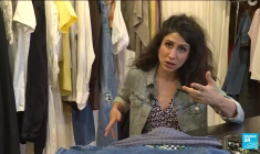 Iran : "Les poupées persanes", une pièce qui raconte l'histoire de l'Iran des Shah aux Mollahs