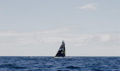 Un supporter a assisté seul à un match de son équipe au beau milieu de l’Atlantique