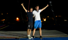 Les skippers Franck Cammas et Tom Laperche à Fort-de-France le 5 novembre après leur victoire dans la Transat Café L'Or. ( AFP / Loic VENANCE )